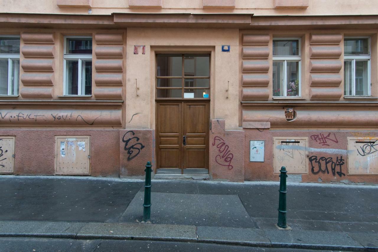 Spacious Apartment Near Wenceslas Square, Prague
